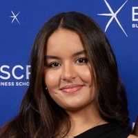 Yasmine  El Aziz – Bachelor in Management (BSc) - ESCP