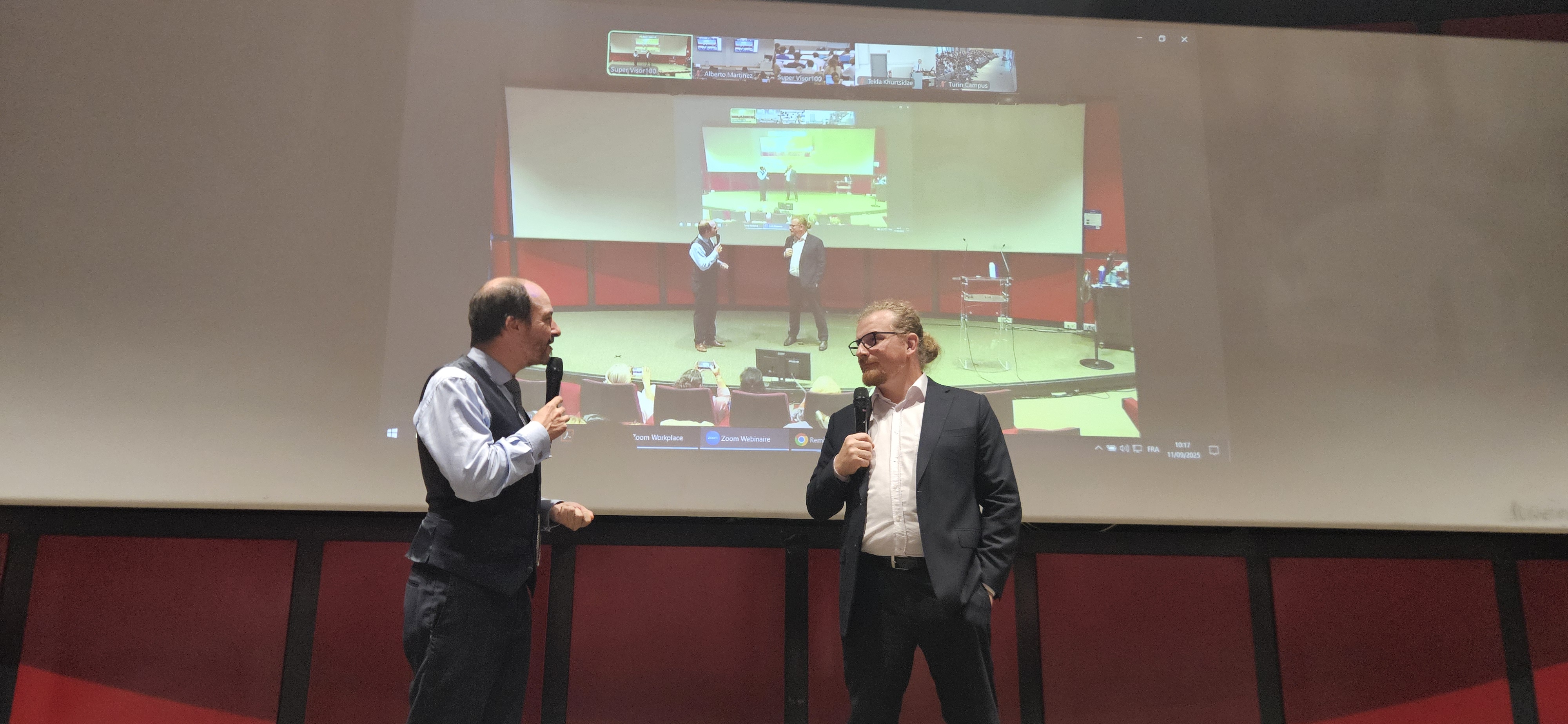 Xavier Demilly and Yannick Meiller discussing this topic during the digital spark