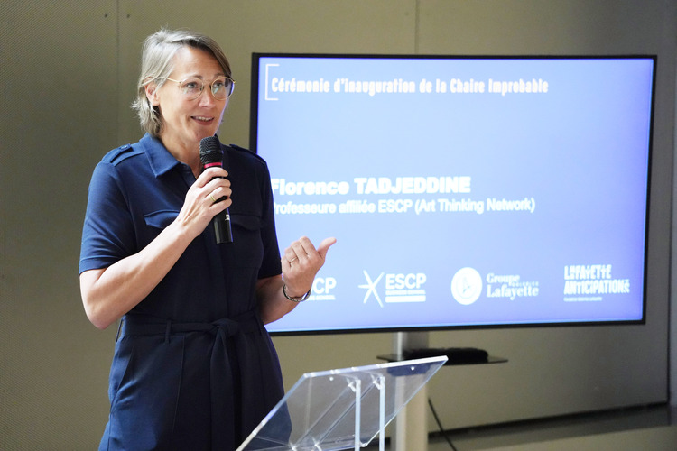 Florence Tadjeddine speaking at an Art Thinking Network gathering.