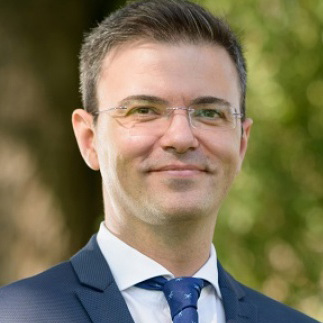 Prof. José Ramón Cobo