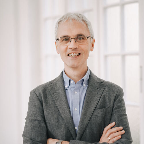  Prof. Dr. Frank Jacob, Berlin campus, ESCP