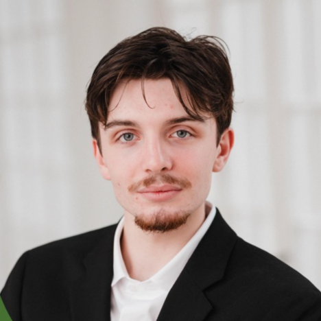 Louis Volet - Bachelor in Management student
