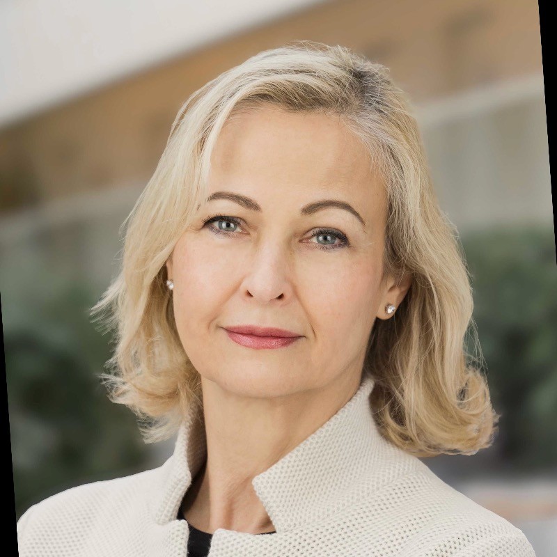 Christin Mey - certified trainer, business coach, research associate and lecturer at ESCP