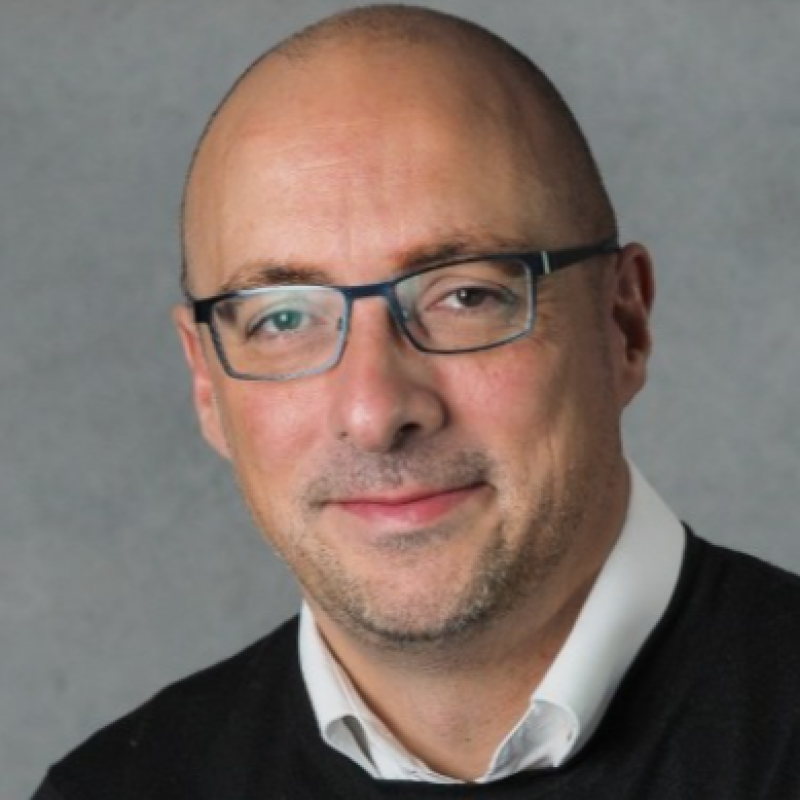 Jorge Moniz - Custom Solutions for Companies - London Campus - ESCP