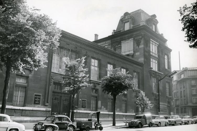 200 years of History