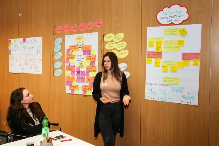 Sustainability entrepreneurship pitch event at APX 