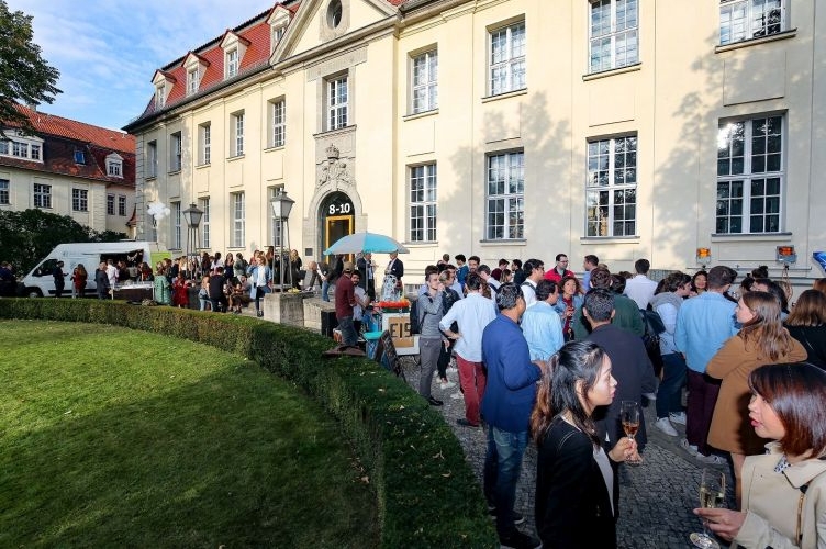 Guests of the European Summer Night at ESCP
