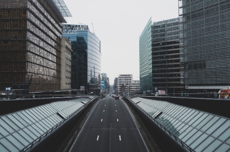 © LSE Business Review [copyright]