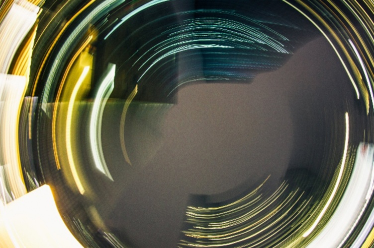 © Burst - Brodie Vissers [copyright]