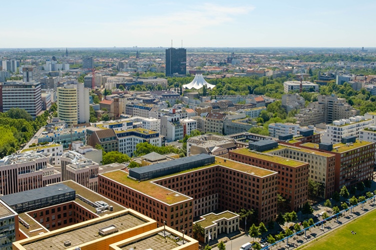 © hanohiki - AdobeStock [copyright]