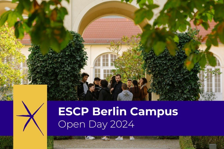 A group of students standing in the side garden of ESCP Berlin Campus