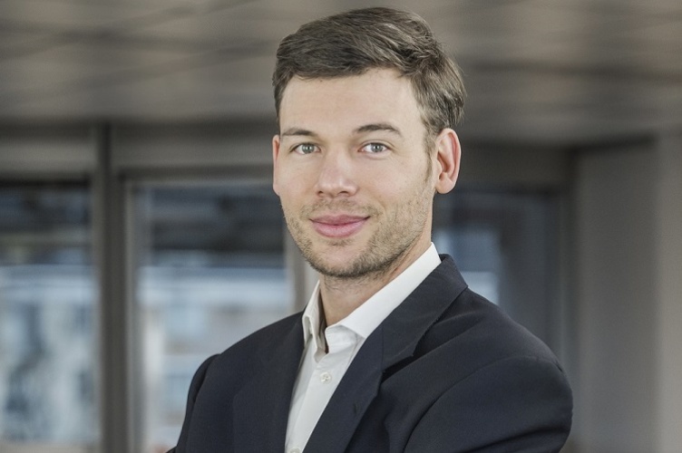 © Emma Fréry  [copyright] Photo of ESCP Associate Professor of Finance, Paul Karehnke. 