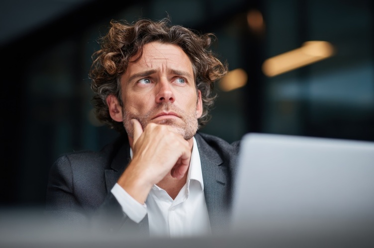 Le manager face à l’incertitude : décider vite en gardant le cap