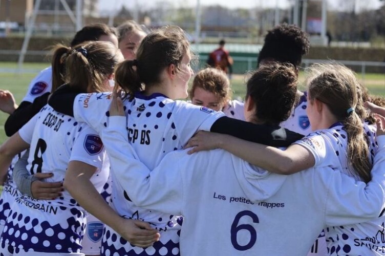 Women’s Football Club