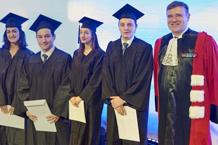 La Chaire Internet of Things récompense le travail de 4 étudiants de l’option IoT