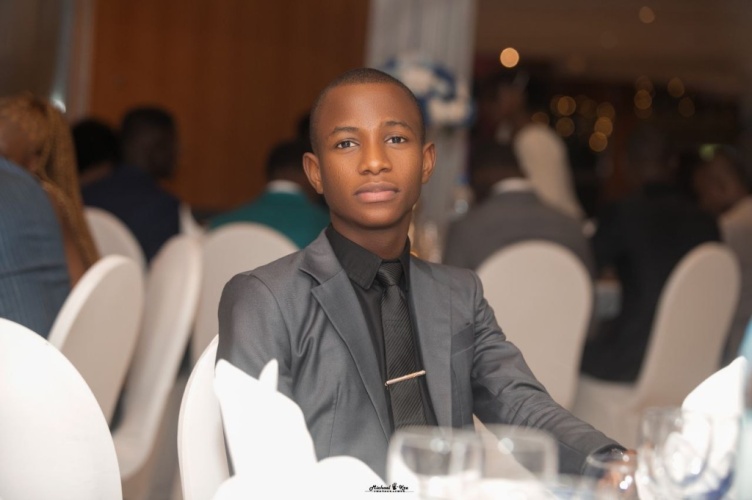 portrait Noune Houenou Evaris Sossou