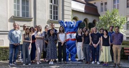 The group of SEMI in front of ESCP Berlin campus