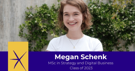 Alumna of the Master in Strategy and Digital Business, Megan Schenk, standing in front of greenery