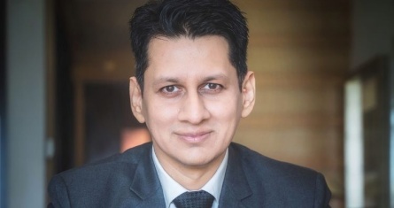 Where professional insight meets academic rigour: Tariq Ahmad’s Global Executive Ph.D. journey