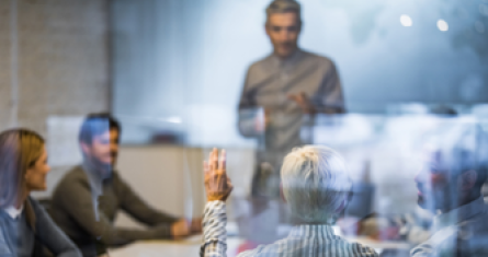 Liderazgo híbrido para la nueva era empresarial — ESCP Business School