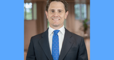 Portrait of Prof. Jaime Luque, housing expert, speaking about EU affordable housing policy.