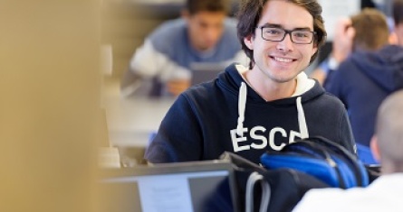 SCP Business School y FUNED lanzan 10 becas internacionales para talento mexicano