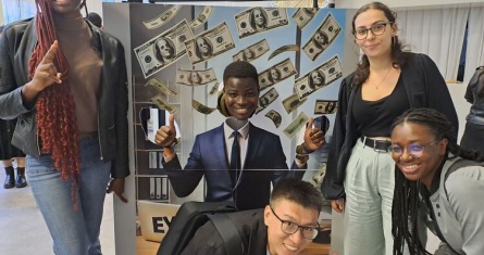 An Art Thinking Experience shortlisted for the QS Reimagine Education Awards