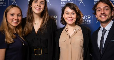 Students prepare for the 2019 National Model United Nations conference with the ‘Yes to UN’ event