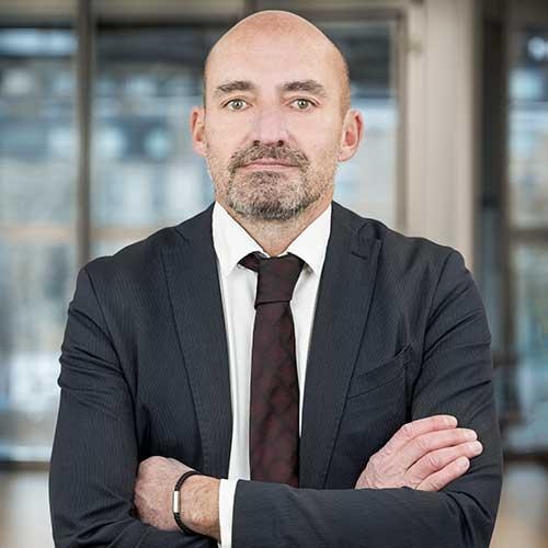 Damien Forterre - Professeur associé, Doyen associé à la diversité, égalité et inclusion Damien Forterre - Professeur associé, Doyen associé à la diversité, égalité et inclusion