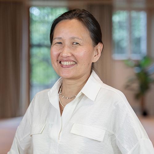 Muratbekova-Touron Maral, Professor - Work & Human Relations, ESCP