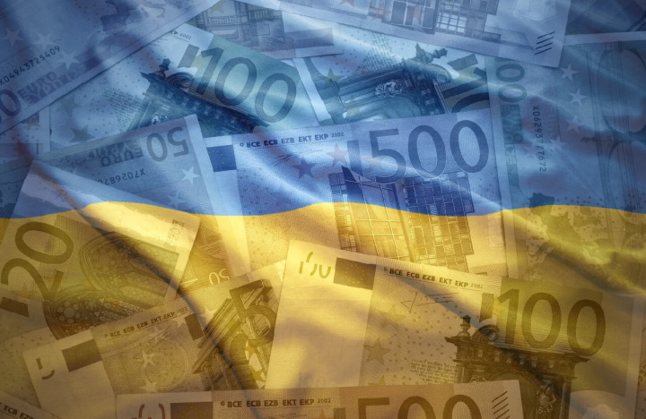 “Before considering new debt, Europe should make full use of its common debt”