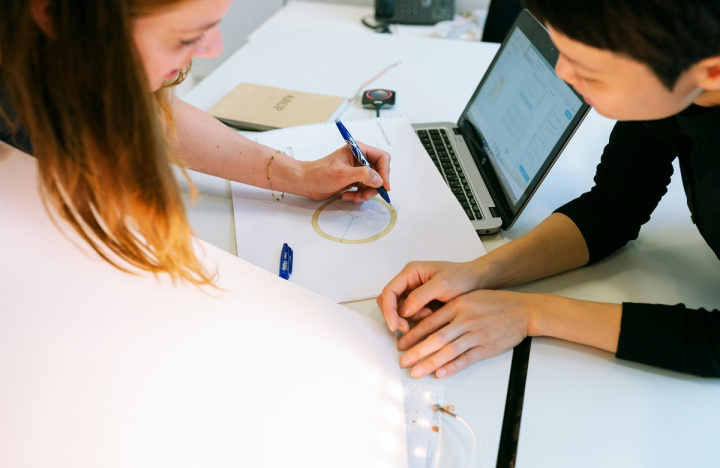 From legacy to leadership: how family firms outperform by combining heritage with innovation