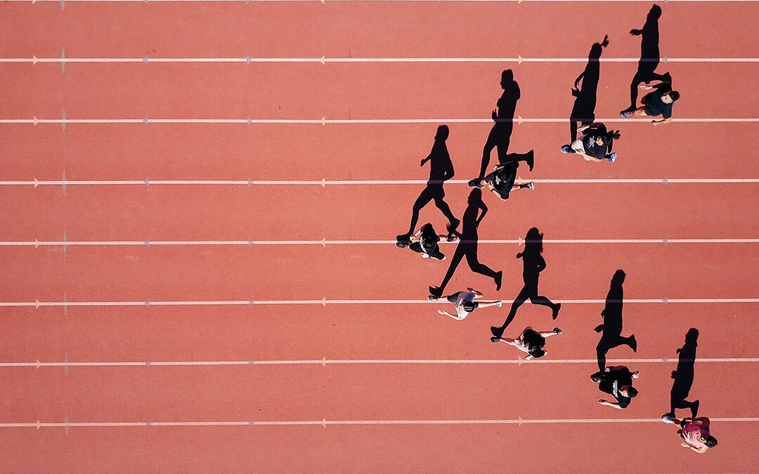 ©Steven Lelham / Unsplash Group of people running on stadium, ©Steven Lelham / Unsplash