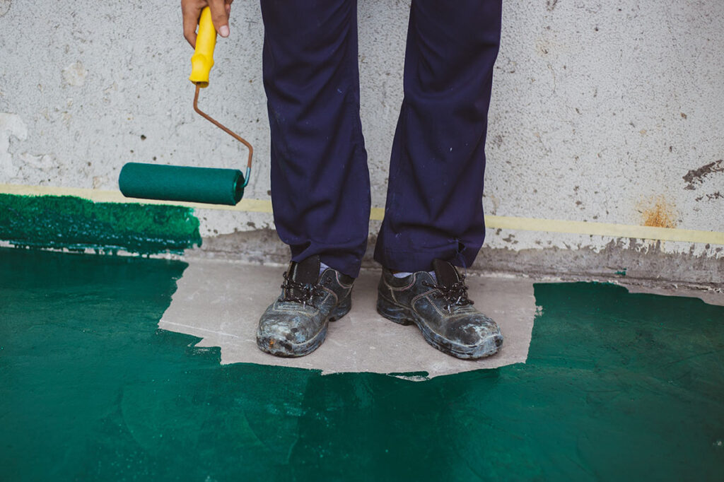 Inexperienced painter painted having problems, The concept of working problems, © WITTAYA / Adobe Stock