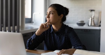 fizkes_adobestock_generationz_workforce fizkes_adobestock_generationz_workforce