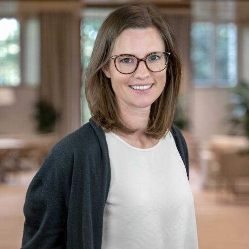 Carolin Waldner - ESCP Business School Carolin Waldner - ESCP Business School